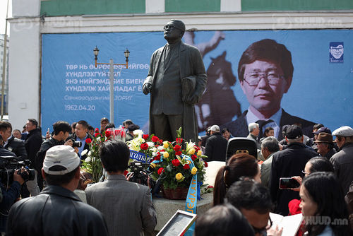 С.Зориггүй 20 жил